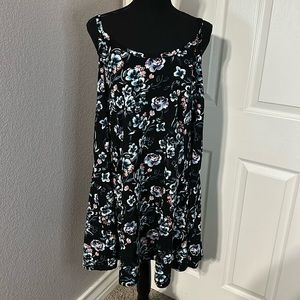 Torrid Black and Blue Floral Dress - Size 2/2X